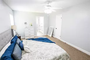 31 N Drifting Leaf Ct, The Woodlands, TX 77380 - Photo 32