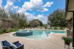 19207 Shady Blossom Dr, Cypress, TX 77433 - Photo 6