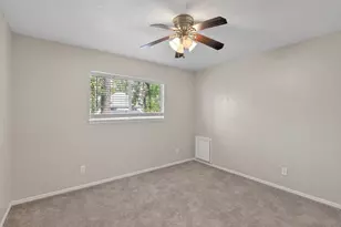 1106 Kanah Ln, Houston, TX 77090 - Photo 24