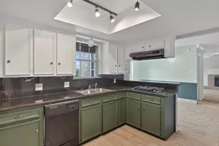 1106 Kanah Ln, Houston, TX 77090 - Photo 4