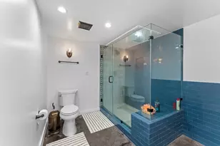 2000 Bagby St, Houston, TX 77002 - Photo 22