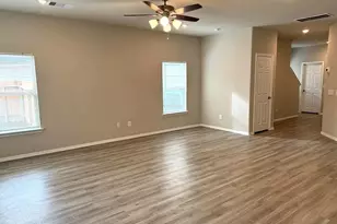 707 Long Cedar Dr, Conroe, TX 77301 - Photo 4