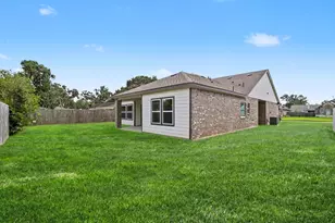 2247 River Oaks Dr, West Columbia, TX 77486 - Photo 30