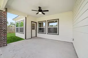 2247 River Oaks Dr, West Columbia, TX 77486 - Photo 28