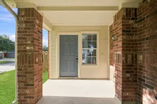 7203 Lazy Summer Ct, Magnolia, TX 77354 - Photo 4