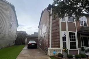 18710 Sandelford Dr, Katy, TX 77449 - Photo 2
