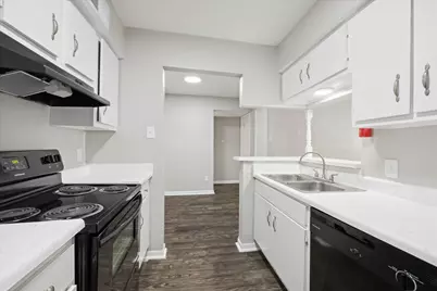 3800 Sherwood Lane #174, Houston, TX 77092 - Photo 6