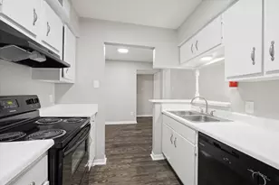 3800 Sherwood Ln, Houston, TX 77092 - Photo 6