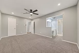902 Kingsbridge Rd, Houston, TX 77073 - Photo 30
