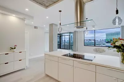 14 Greenway Plaza #15L, Houston, TX 77046 - Photo 2