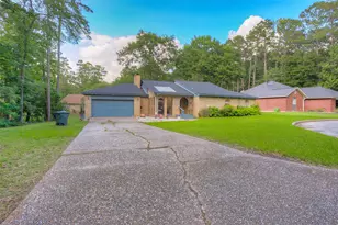 404 River Oaks Dr, Huntsville, TX 77340 - Photo 40