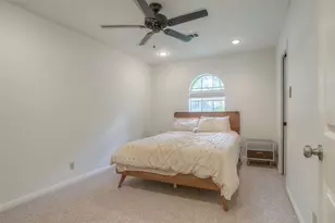 404 River Oaks Dr, Huntsville, TX 77340 - Photo 22