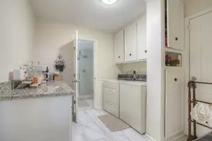 404 River Oaks Dr, Huntsville, TX 77340 - Photo 14