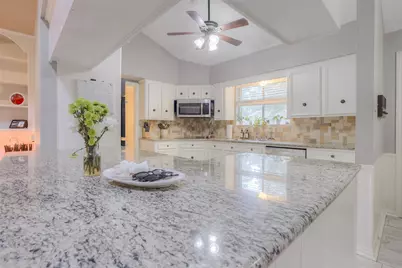 404 River Oaks Drive, Huntsville, TX 77340 - Photo 10