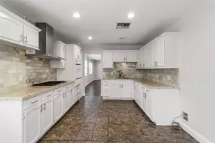 714 Ogilvie St, Houston, TX 77017 - Photo 12