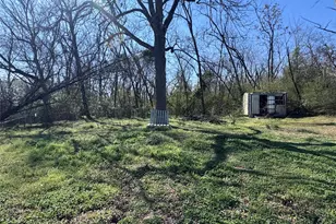 105 W Rutherford St, Mount Vernon, TX 75457 - Photo 12