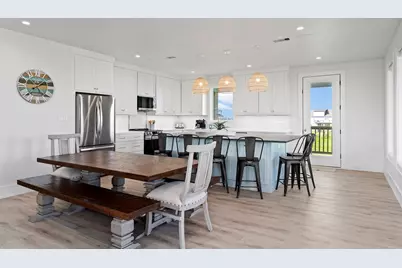 3551 Elm Grove, Crystal Beach, TX 77650 - Photo 10