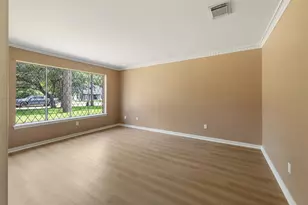 6315 Hickorycrest Dr, Spring, TX 77389 - Photo 4
