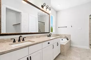 4007 Beacon Fisher Dr, Houston, TX 77018 - Photo 22