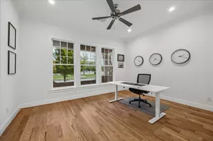 3847 Aberdeen Way, Houston, TX 77025 - Photo 6