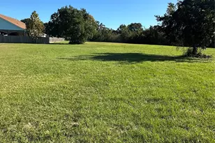 000 Yupon, La Marque, TX 77568 - Photo 1