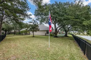 16327 Cliff Haven Dr, Houston, TX 77095 - Photo 34