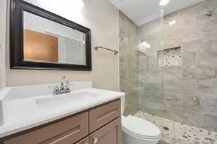 5326 Heatherbrook Dr, Houston, TX 77045 - Photo 38