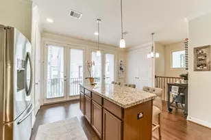 1517 Miles Oaks Pl, Houston, TX 77043 - Photo 12