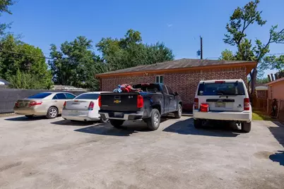 6820 Petre Drive #B, Houston, TX 77076 - Photo 4