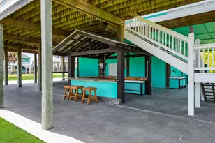 922 Palm Ridge Dr, Crystal Beach, TX 77650 - Photo 40