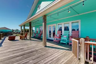 922 Palm Ridge Dr, Crystal Beach, TX 77650 - Photo 20