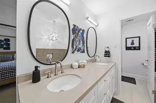 20 Green Haven Dr, The Woodlands, TX 77381 - Photo 18