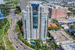 3333 Allen Pkwy, Houston, TX 77019 - Photo 1