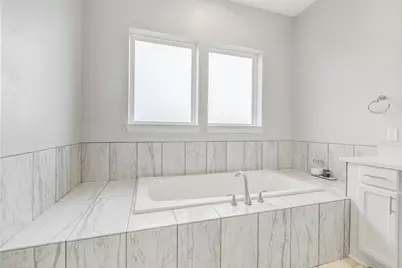 10015 Goliad Drive, Mont Belvieu, TX 77523 - Photo 26