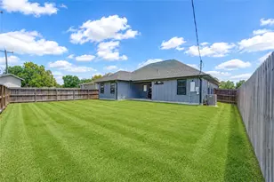 7610 Avenue G, Beasley, TX 77417 - Photo 38