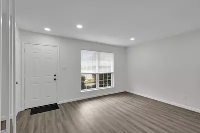 6111 Beverly Hill Street #32, Houston, TX 77057 - Photo 12