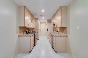 2012 McDuffie St, Houston, TX 77019 - Photo 10