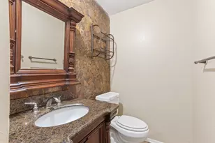 11207 Pembridge Dr, Houston, TX 77071 - Photo 14