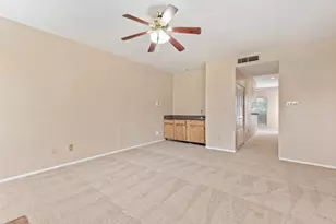 11207 Pembridge Dr, Houston, TX 77071 - Photo 6