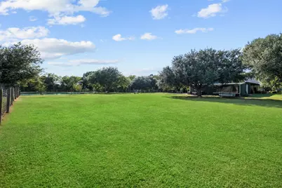 13319 Colony Road, Needville, TX 77461 - Photo 16