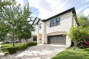 3766 Drake St, Houston, TX 77005 - Photo 2