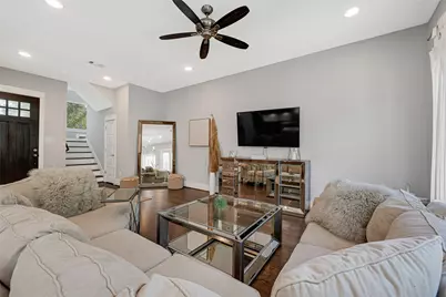 407 Yale Oaks Lane, Houston, TX 77091 - Photo 8