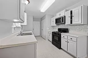 11411 Roandale Dr, Houston, TX 77048 - Photo 14