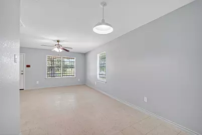 11411 Roandale Drive, Houston, TX 77048 - Photo 12