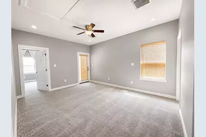 8422 Lanewood Drive, Houston, TX 77016 - Photo 8