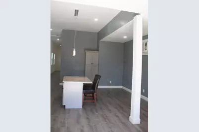 3607 Ball, Galveston, TX 77550 - Photo 8
