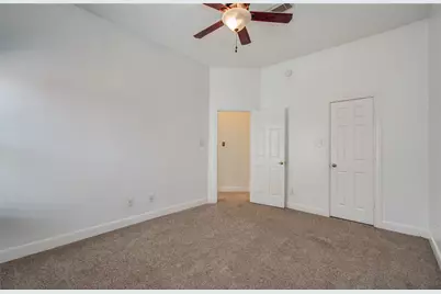 6423 Oakmont Creek Drive, Spring, TX 77379 - Photo 32