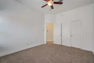 6423 Oakmont Creek Dr, Spring, TX 77379 - Photo 32