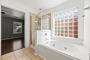 16602 Grenada Falls Dr, Houston, TX 77095 - Photo 18