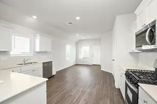 3077 Wood Lily Dr, Brookshire, TX 77423 - Photo 2